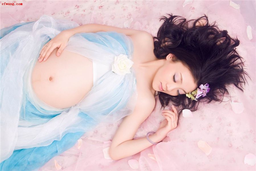 这些生肖女怀孕了 恨不得全世界的人都知道她怀孕