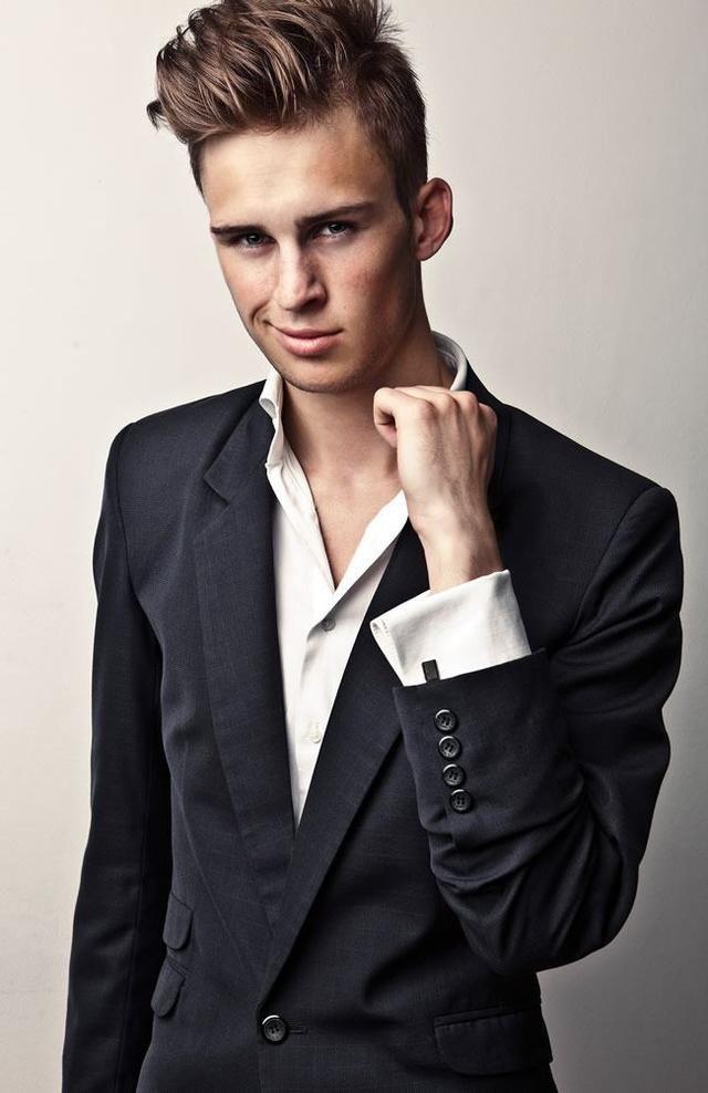 对老婆说到做到，老婆就是自己的全世界的星座男