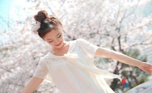 回忆总是涌上心头，年龄越大依旧怀念过去的星座