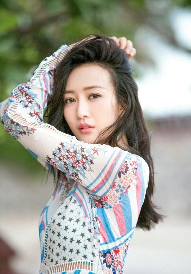 十二月下旬12星座恋爱运,狮子有异国艳遇,处女重心放工作