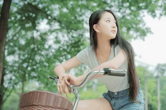 慢热有拘谨,对不熟的人一概不搭理的星座