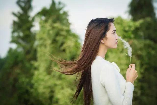十二星座中,自带仙女气儿的星座女,灵动可人