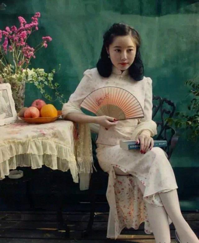 十二星座各自的中国风旗袍礼服，气质迷人，女人味爆棚