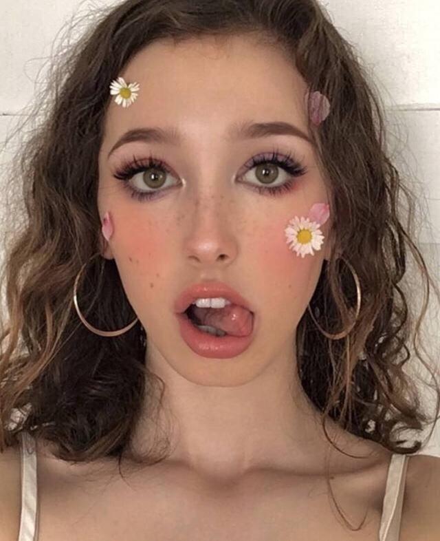 撒起娇来最让男人心动爱不释手的星座女
