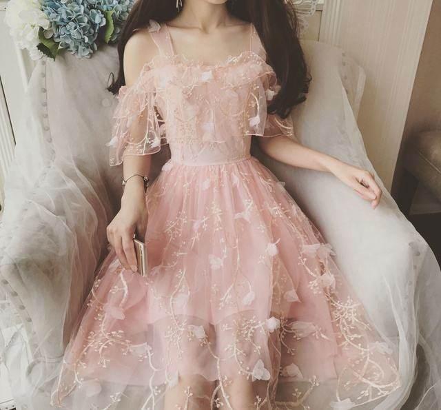 为十二星座高级定制的仙女裙，狮子座的美翻了