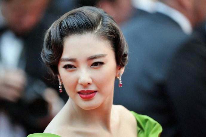 你以为她沉默寡言,其实早就看透一切的星座女