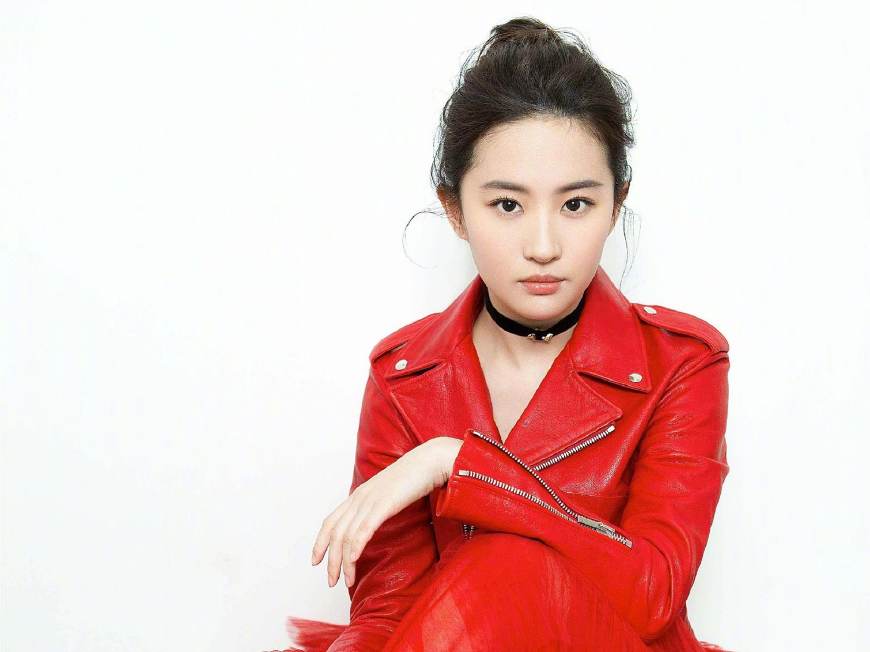 你以为她沉默寡言,其实早就看透一切的星座女