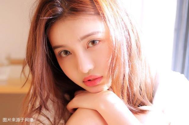 再伤心再难过,也从不对人诉苦的星座,有苦埋心里!