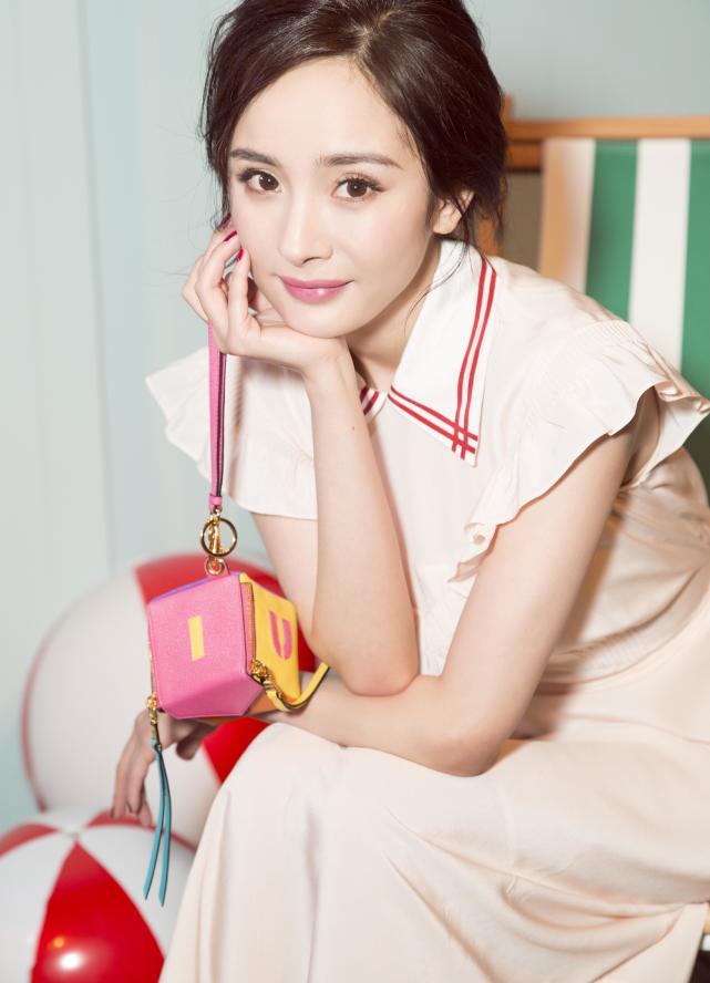 这3大星座女最有大明星命，气质佳人缘好，天生一张明星脸！