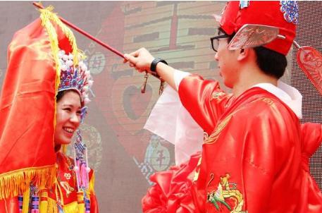 谁家老婆是这个生肖,提前恭喜!2018年咸鱼翻身,发大财!