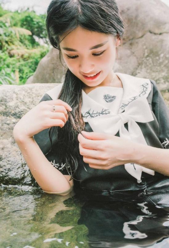 心思单纯，反而追求者不计其数的星座女！