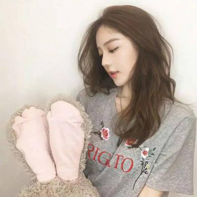 生来就占据主导地位的星座女