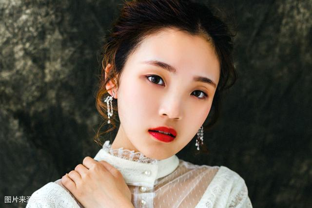 内外并重,不费吹灰之力让人心服口服的星座