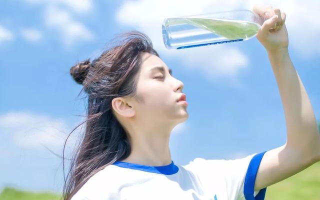 太柔弱,注定只能被异性当作公主宠爱的三大星座女