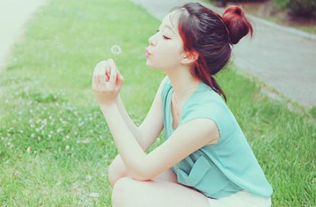 十二星座面对朋友离别时的态度