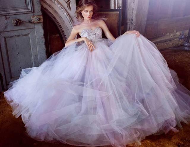 十二星座多彩婚纱秀,每一款都很漂亮,双鱼座的好有仙气!