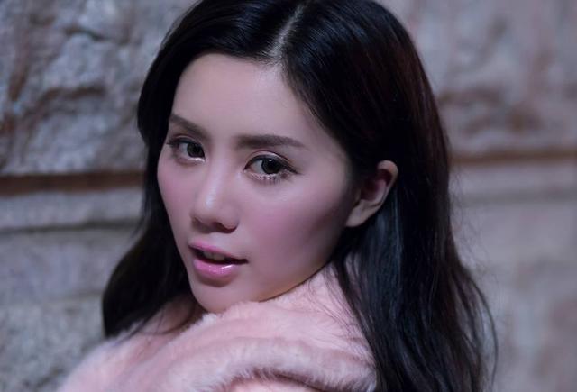 一脸旺夫相的4大星座女,年纪越大越富有,有你吗?