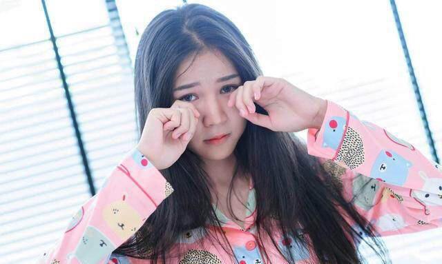 这3大星座女,真正高明,外表蠢萌内心却老成
