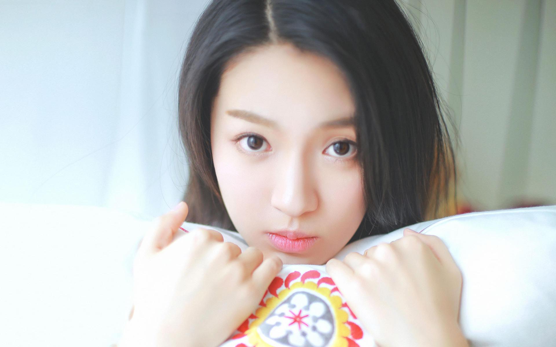 这些星座女很耐看,越看越觉得好看,摩羯座优雅有古典美