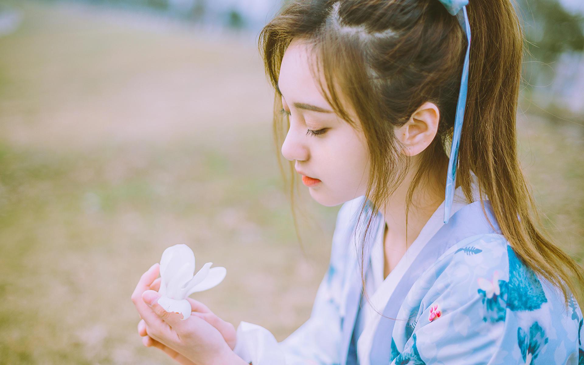 这些星座女很耐看,越看越觉得好看,摩羯座优雅有古典美