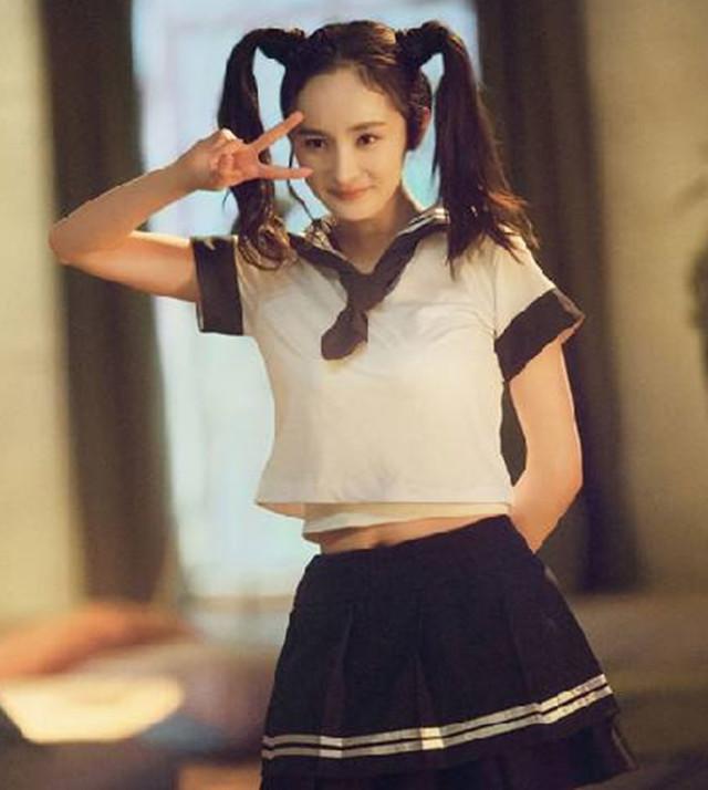 12星座代表的校园女神，天蝎座是迪丽热巴，你的会是郑爽吗？