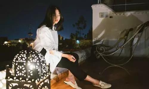 别不承认!这些星座女就喜欢大叔