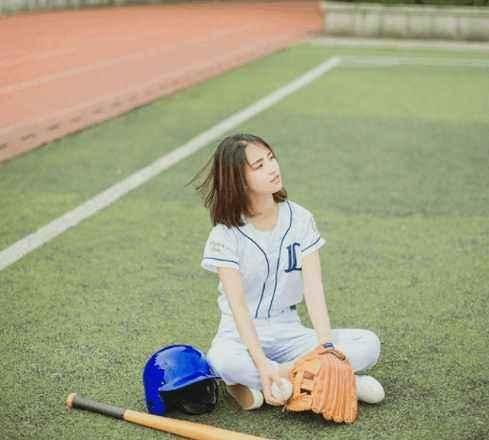 内心孤独,特别希望有人陪的三个星座