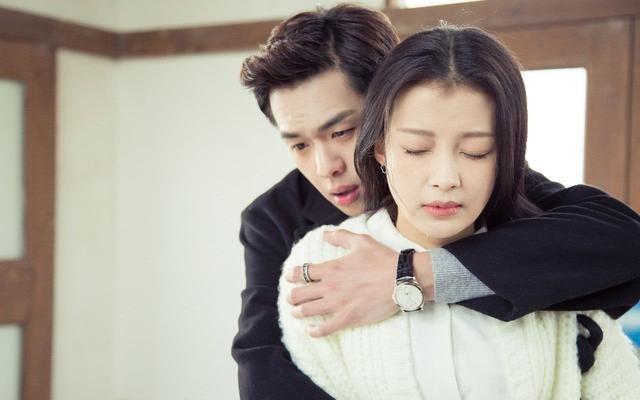 这些星座男是典型的自私鬼,即使爱你也会把自己放在第一