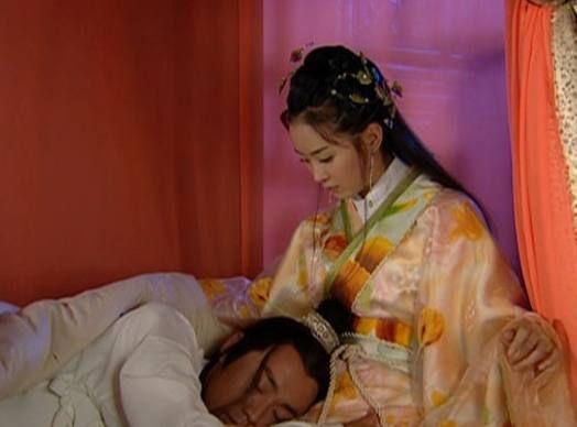 十二星座穿越到古代是哪个春心萌动的女孩,双子座是永恒的经典!