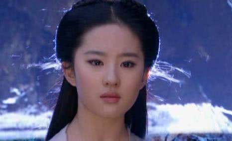 十二星座穿越到古代是哪个春心萌动的女孩,双子座是永恒的经典!