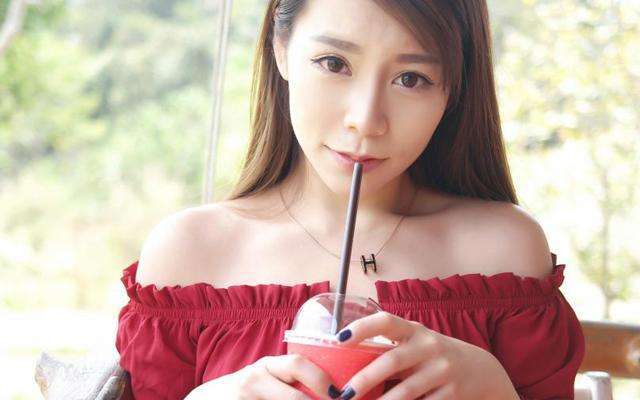 一不高兴, 就喜欢板着脸对你的星座