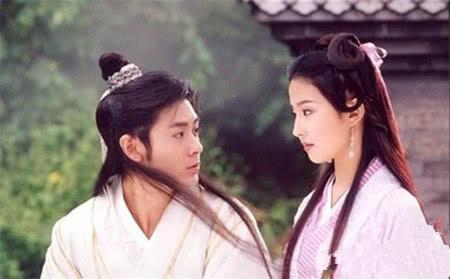 如果撩妹是一门武功,天蝎座的撩妹功夫便是凌波微步
