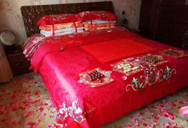 心理测试:哪张婚床最让你心动?测你注定会经历几场婚姻?