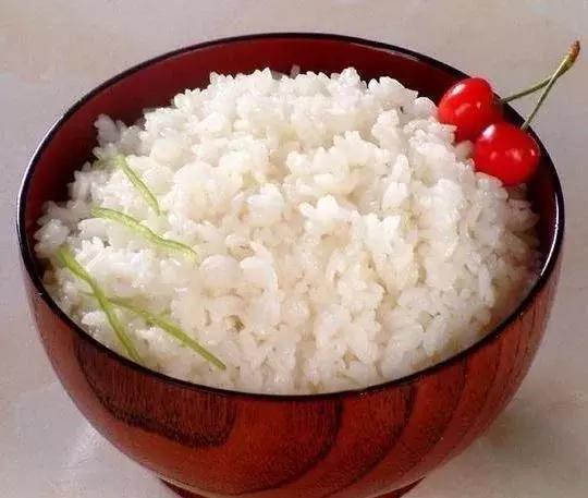 心理测试：4碗米饭，你认为哪碗最香？测你这辈子有多少财富