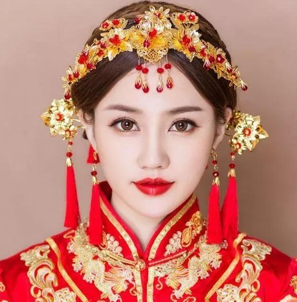 心理测试:选一款新娘头饰,测你是寒门妻还是豪门媳,太准了